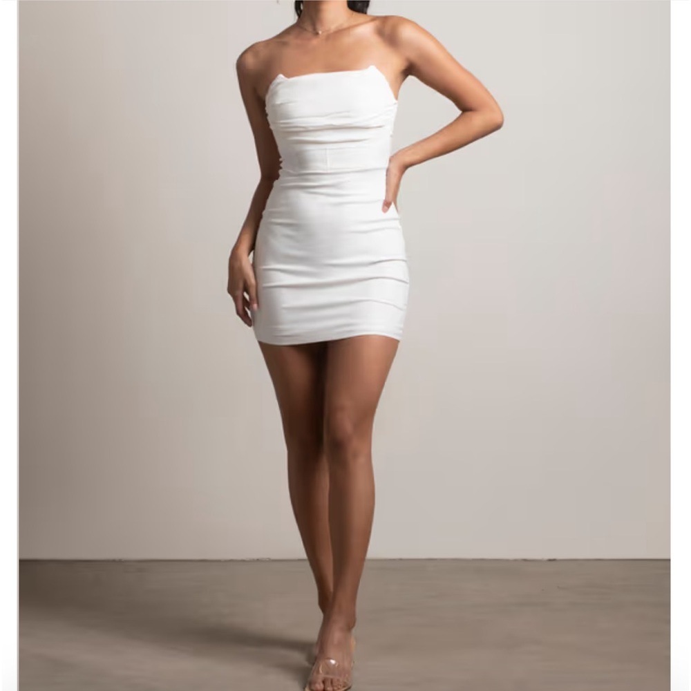 White bone rouge bodycon strapless dress